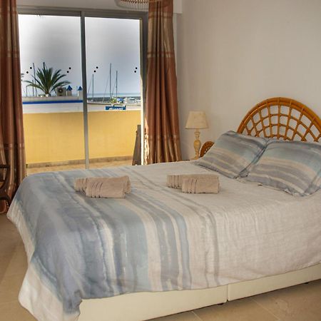Appartement Palmeras Puerto Paraiso เอสเตโปนา ภายนอก รูปภาพ